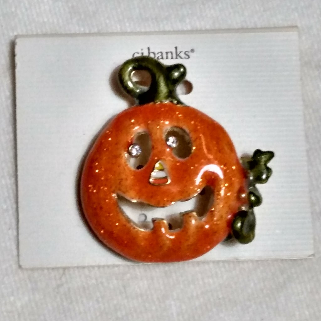 Jack-O-Lantern Pin